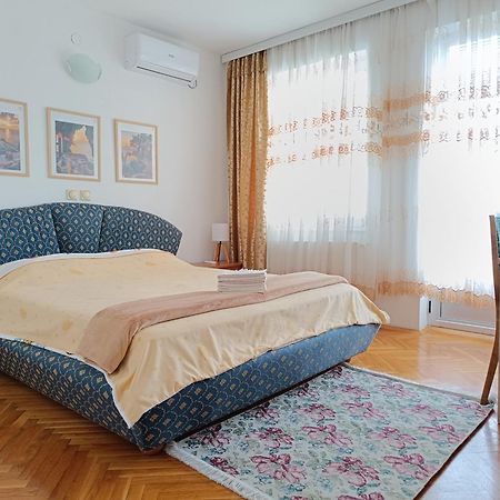 Vila Sentic ヴラニェ エクステリア 写真
